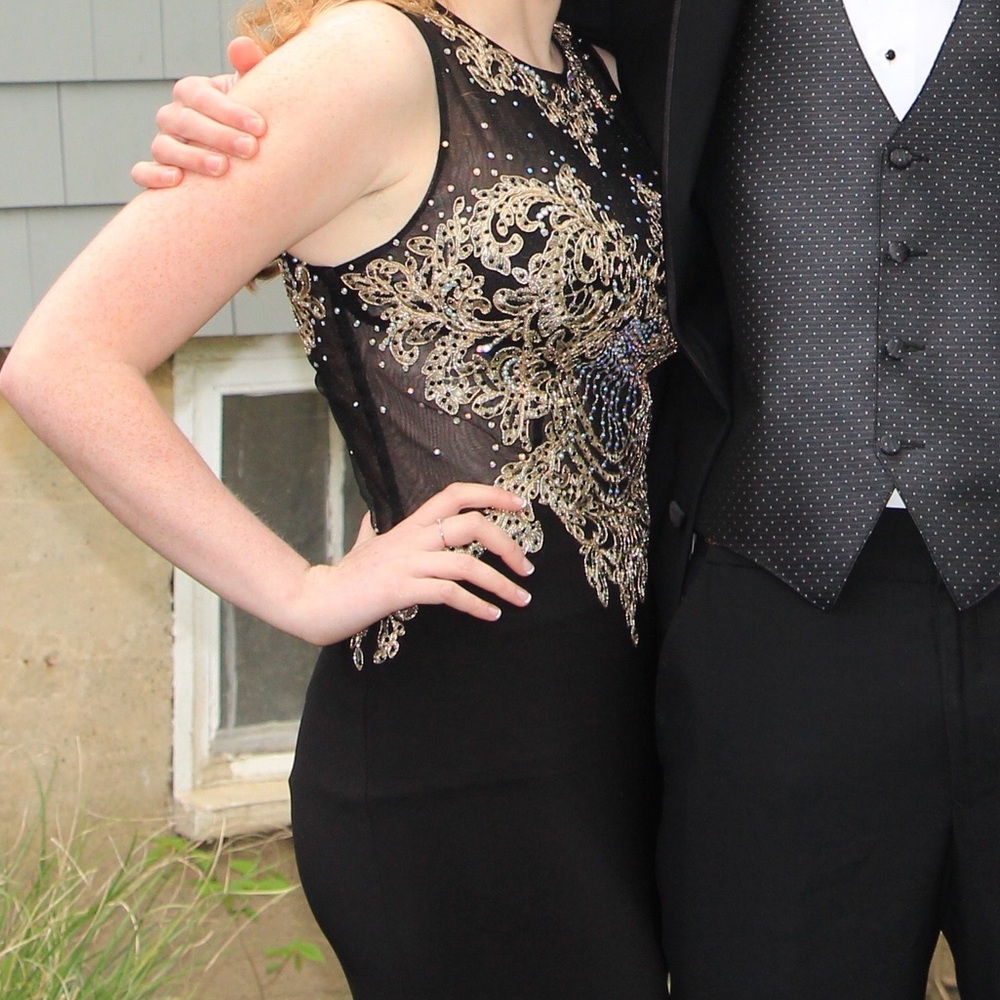 Prom Dress - Picture 1 of 3
